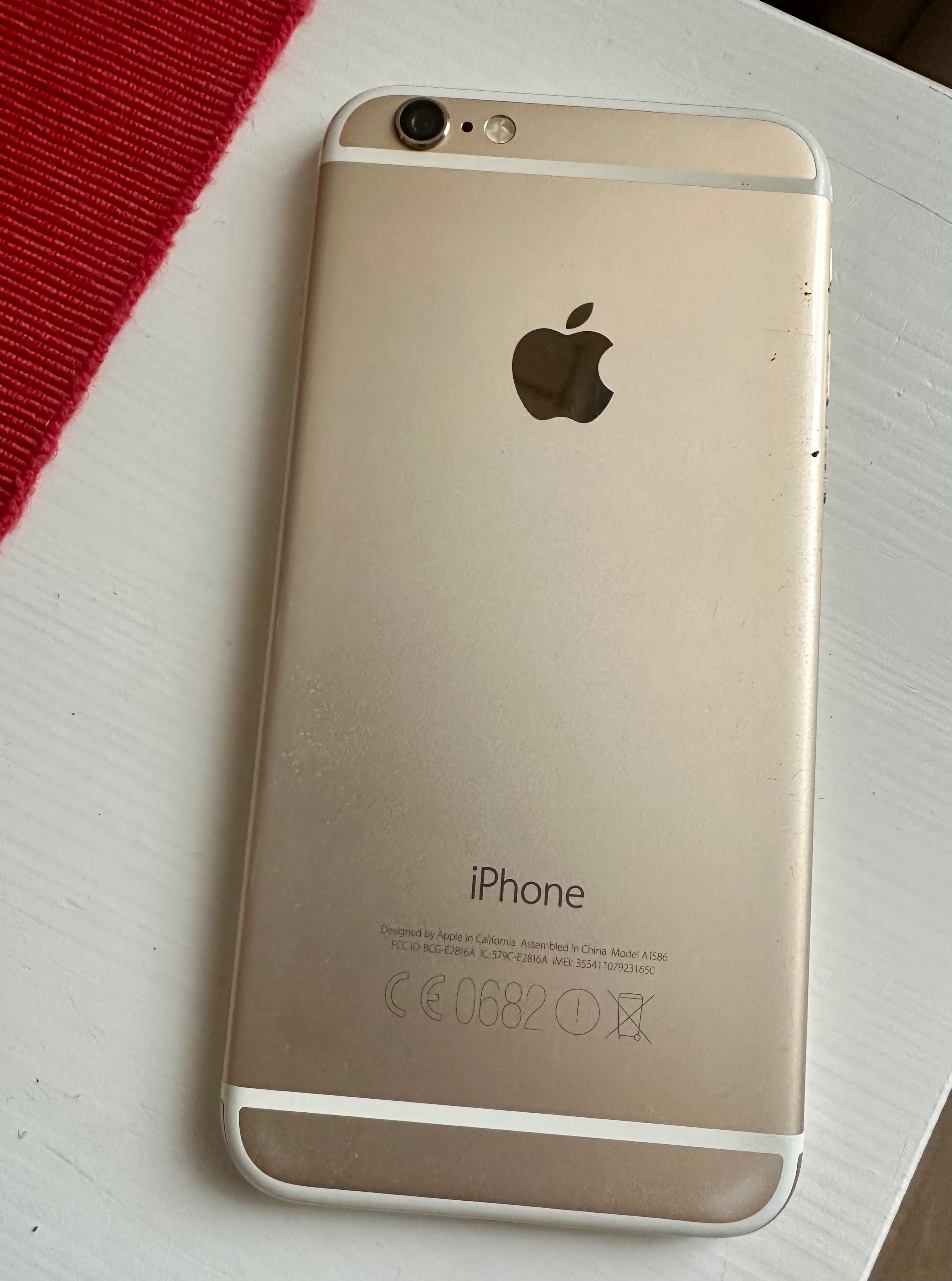 Vând iPhone 6 Rosé Gold, baterie 93%