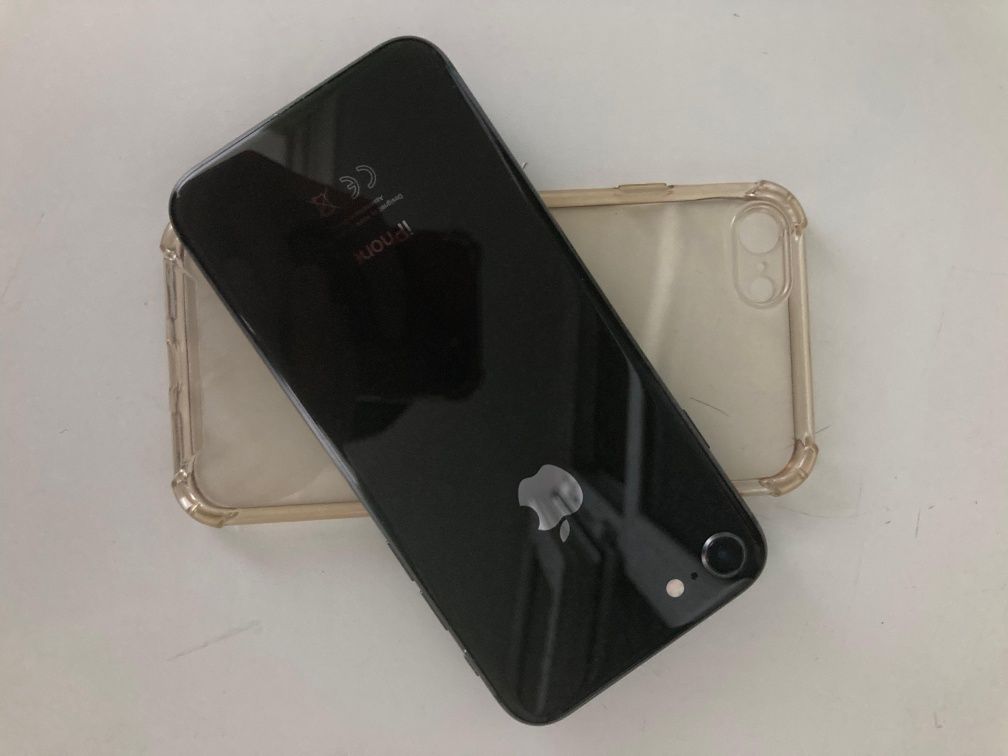IPhone 8 64 - gb