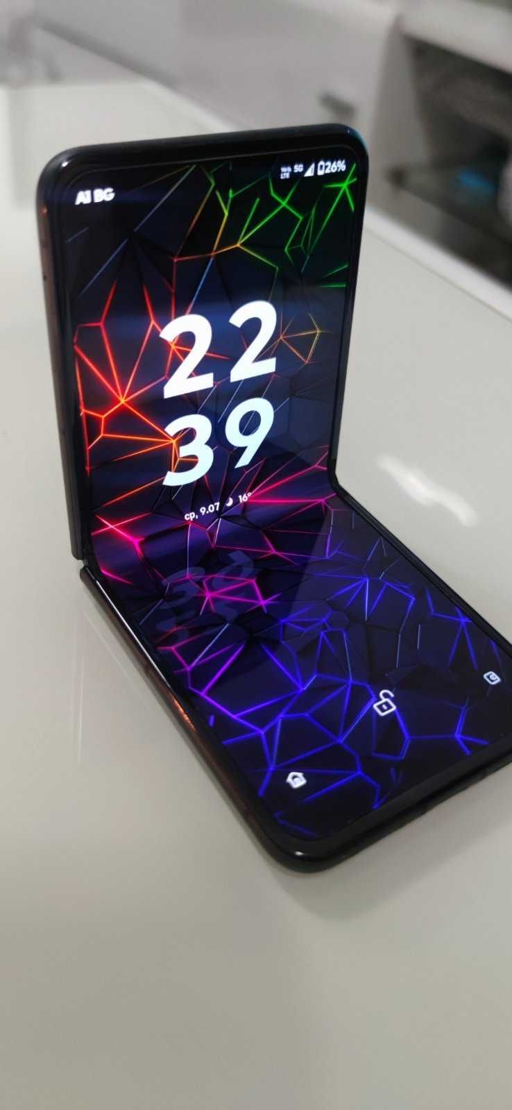 Motorola razr 50
