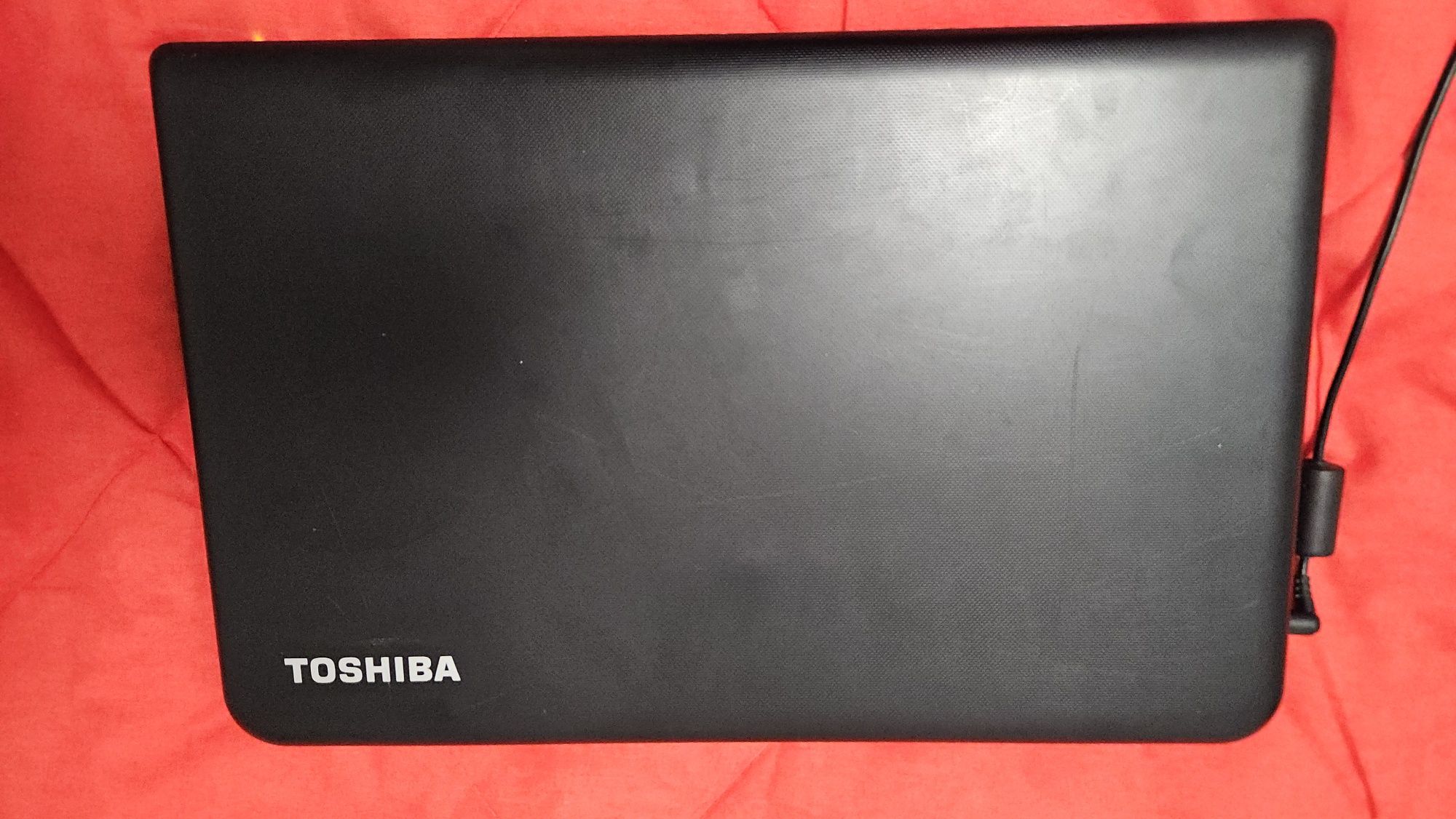 Лаптоп Toshiba Satellite AMD A6