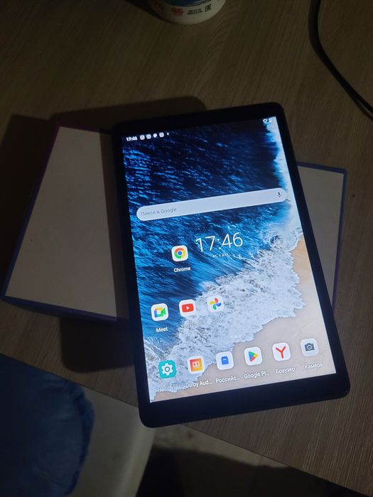 Планшет Lenovo M8 32гб памяти