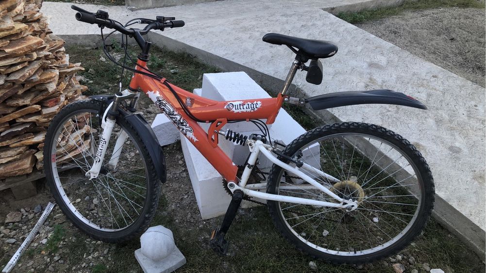 Vand sau schimb bicicleta perfect funcțională