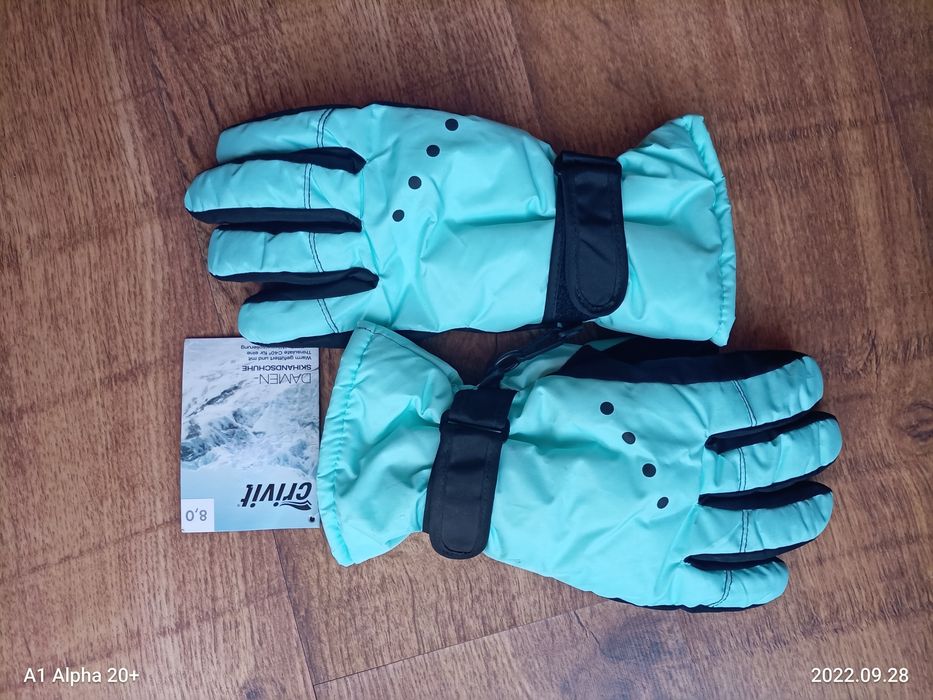 Дамски ръкавици 8 номер