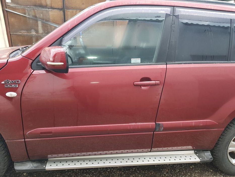 Usa Stanga Fata Suzuki Grand Vitara 2006 - 2012 SUV 4 Usi ROSU (599)