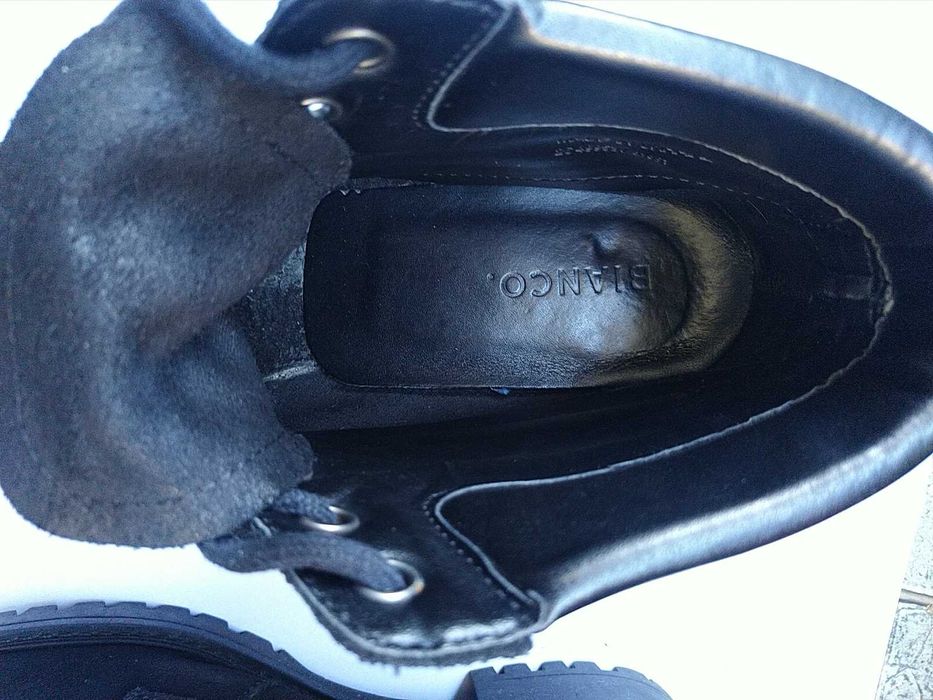 Vând ghete unisex, din piele întoarsă,  mărimea 38