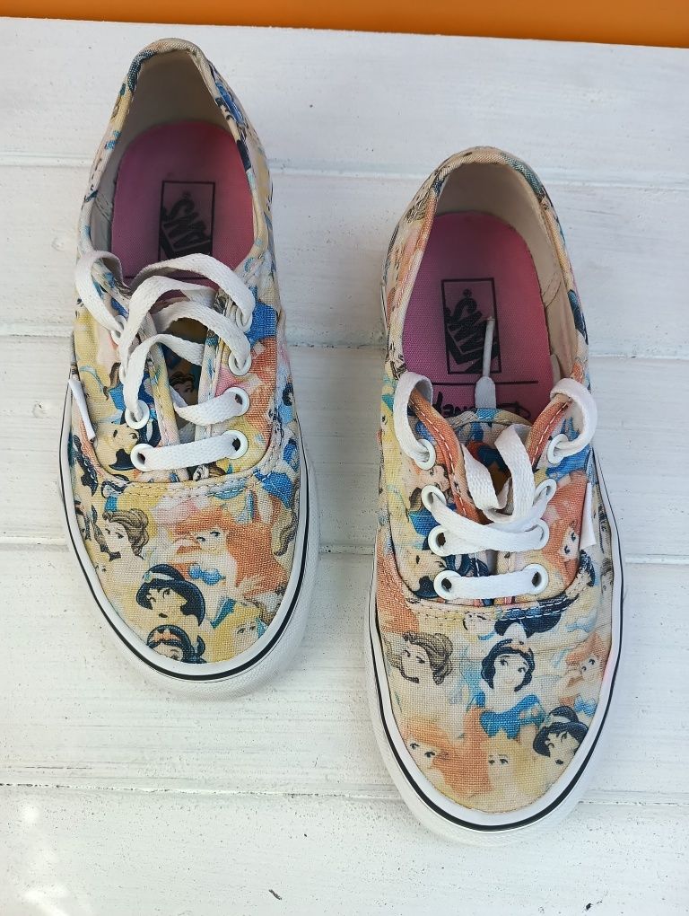 Vans Disney N 36 - 25 лв