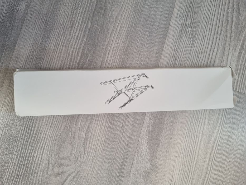 Suport/stander laptop/ tabletă, cu înălțime și lățime reglabila