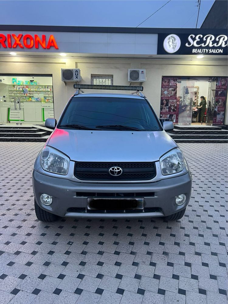 Tayota Rav4 2005