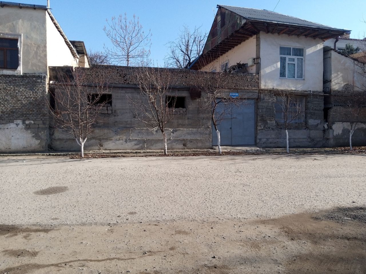 MARKAZDA biznes uchun 6,4 sotix yer sotiladi