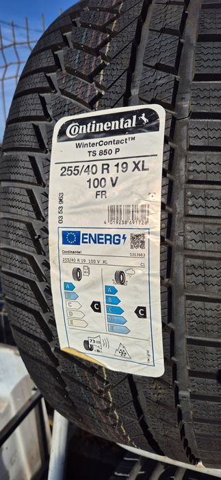 255 40 19 Continental