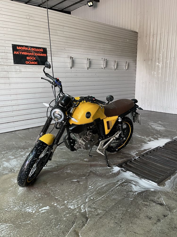Moto за 1700$ 250cc