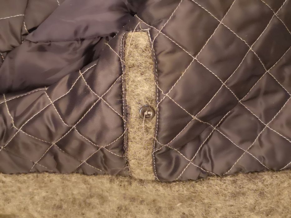 Haina tip palton scurt material gen haina de lana