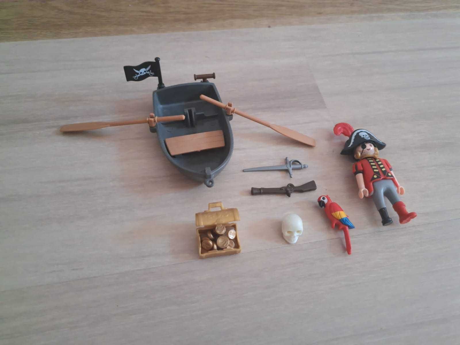 2. Playmobile barca mica de pirati