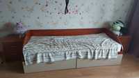 Односпальная кровать с матрасом
