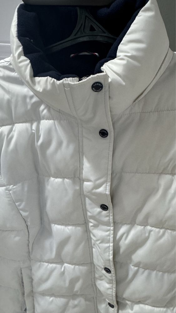 Куртка от Tommy hilfiger