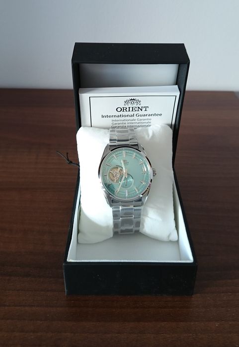 Orient Contemporary Semi Skeleton RA-AR0009L30B; ORIGINAL, acte, nou.