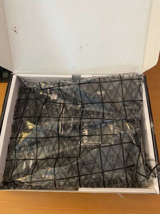 MSI MAG B760 TOMAHAWK WIFI DDR5 +  Intel i7-12700KF, 12 Cores 5.0GHz