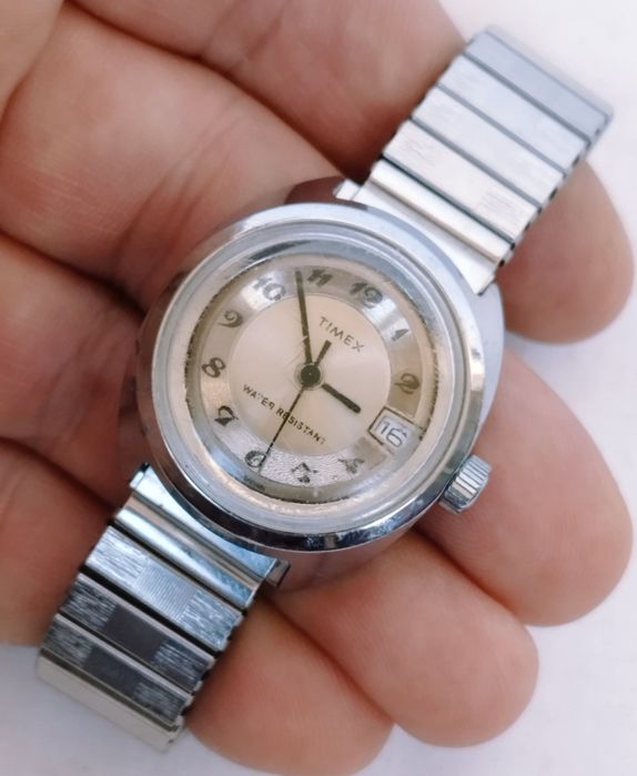 Ceas de dama mecanic Timex vintage foarte rar, cu dată.