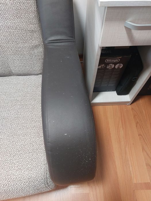Canapea extensibila în stare buna