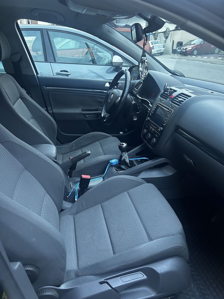 Vand Golf5 Gt benzina