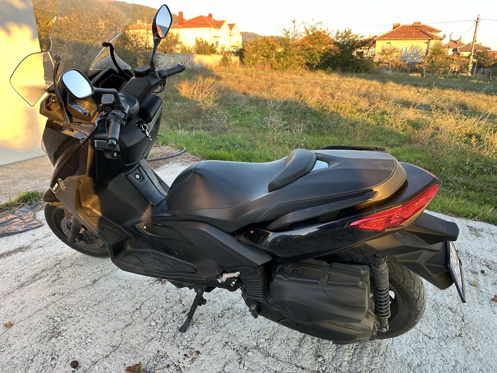 Yamaha X-max 400 ABS