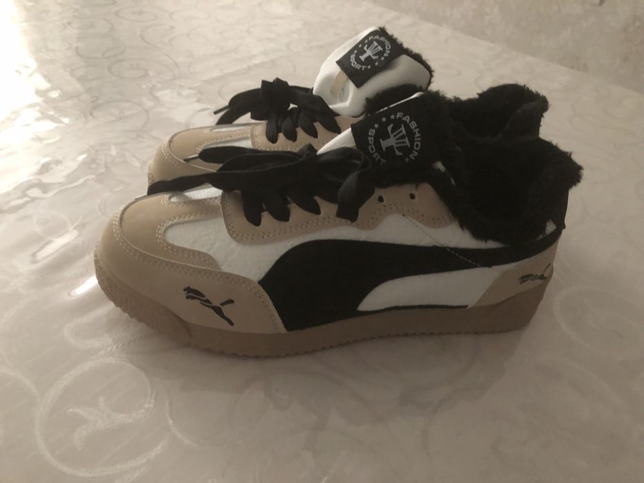 Продам кроссовки