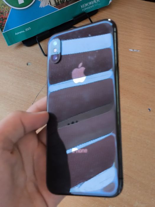iPhone Apple x..