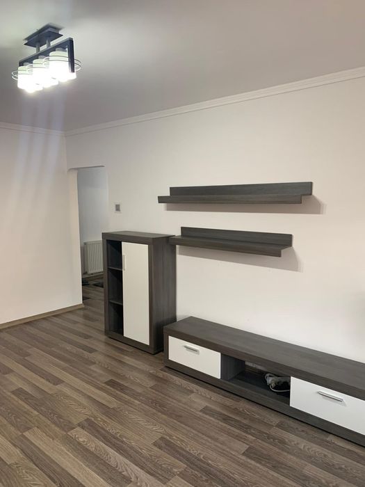 Apartament 3 camere decomandat Pitesti Eremia Grigorescu