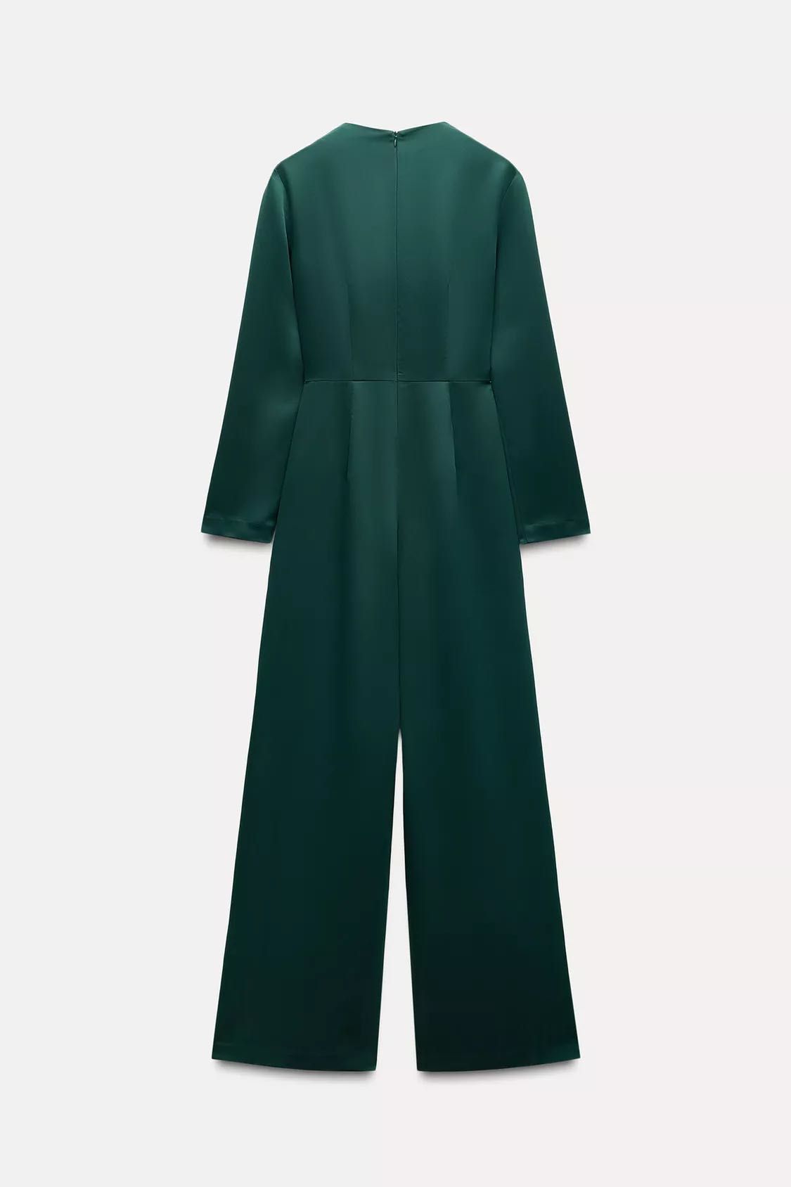 Нов гащеризон от Zara с етикет М