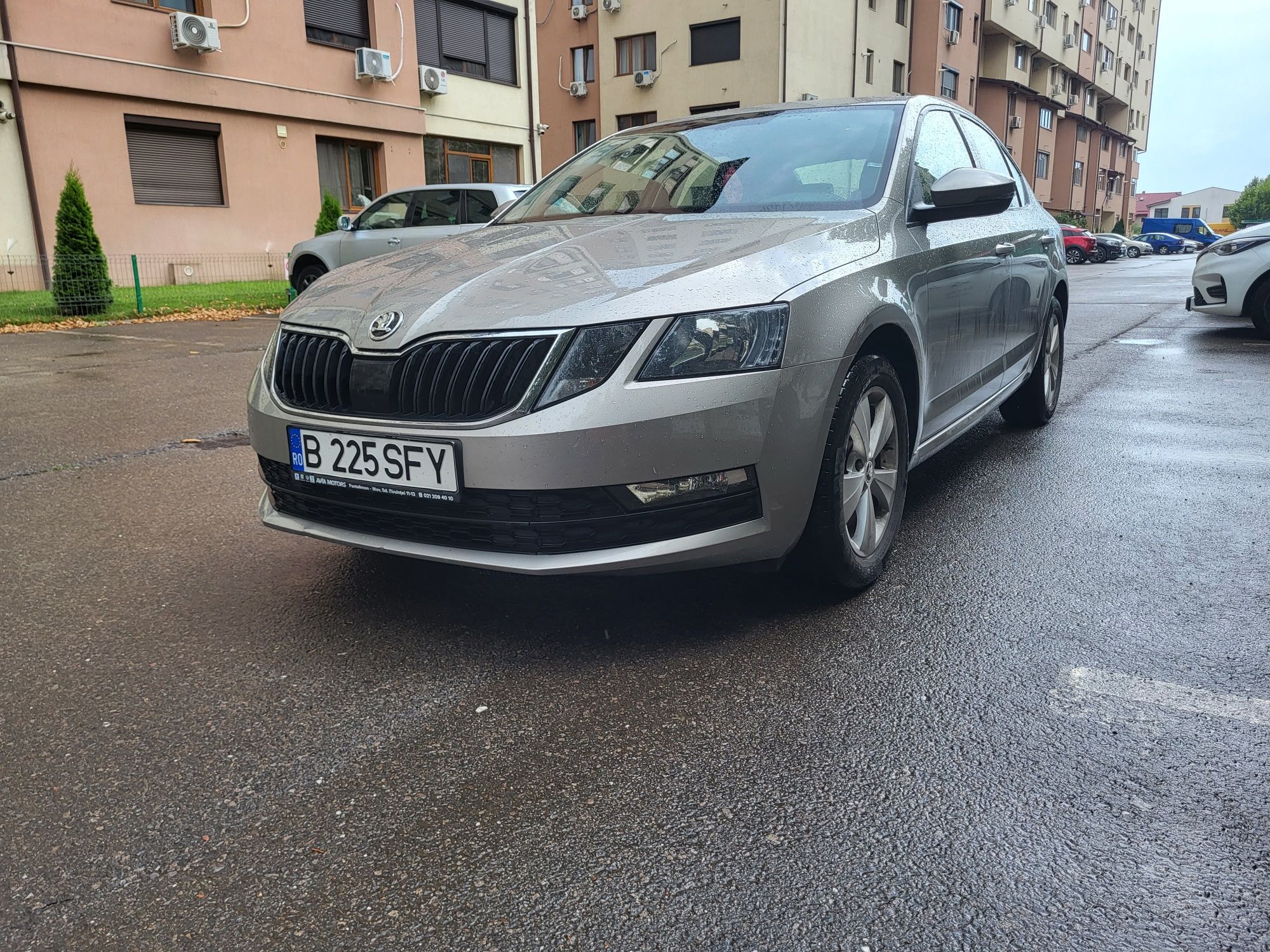 Proprietar vand skoda octavia