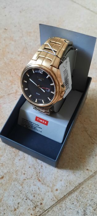 Вечные часы Timex solar gold