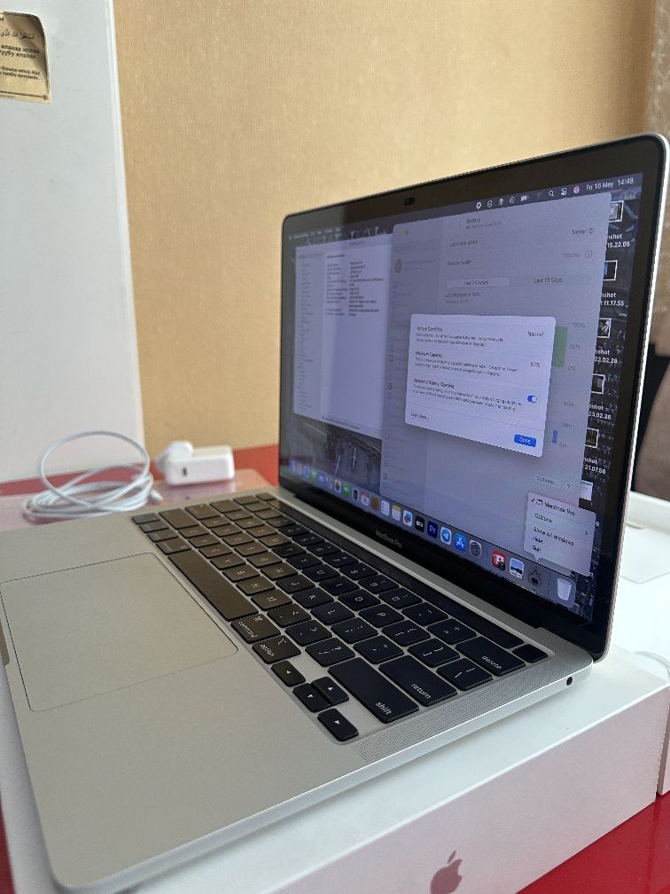 MacBook pro M1 8/512