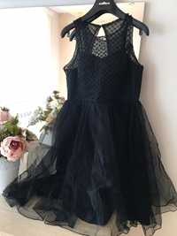 Стилна черна рокля
