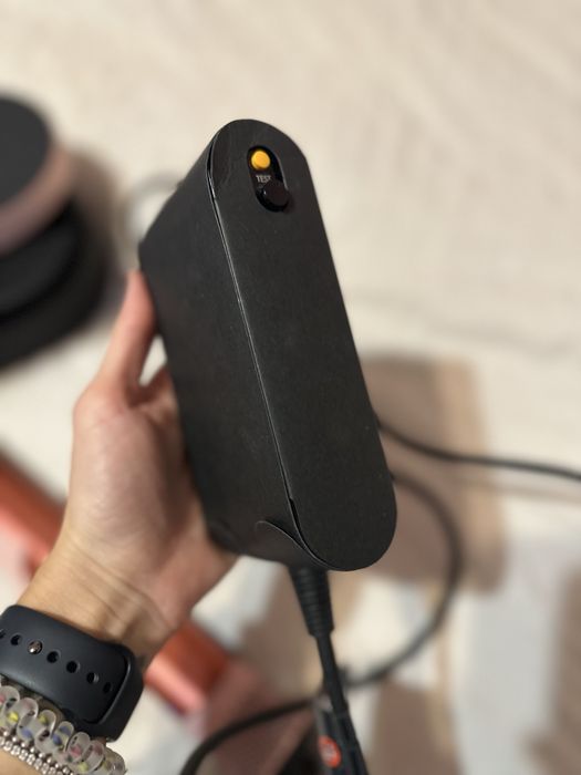 Dyson сешоар преса