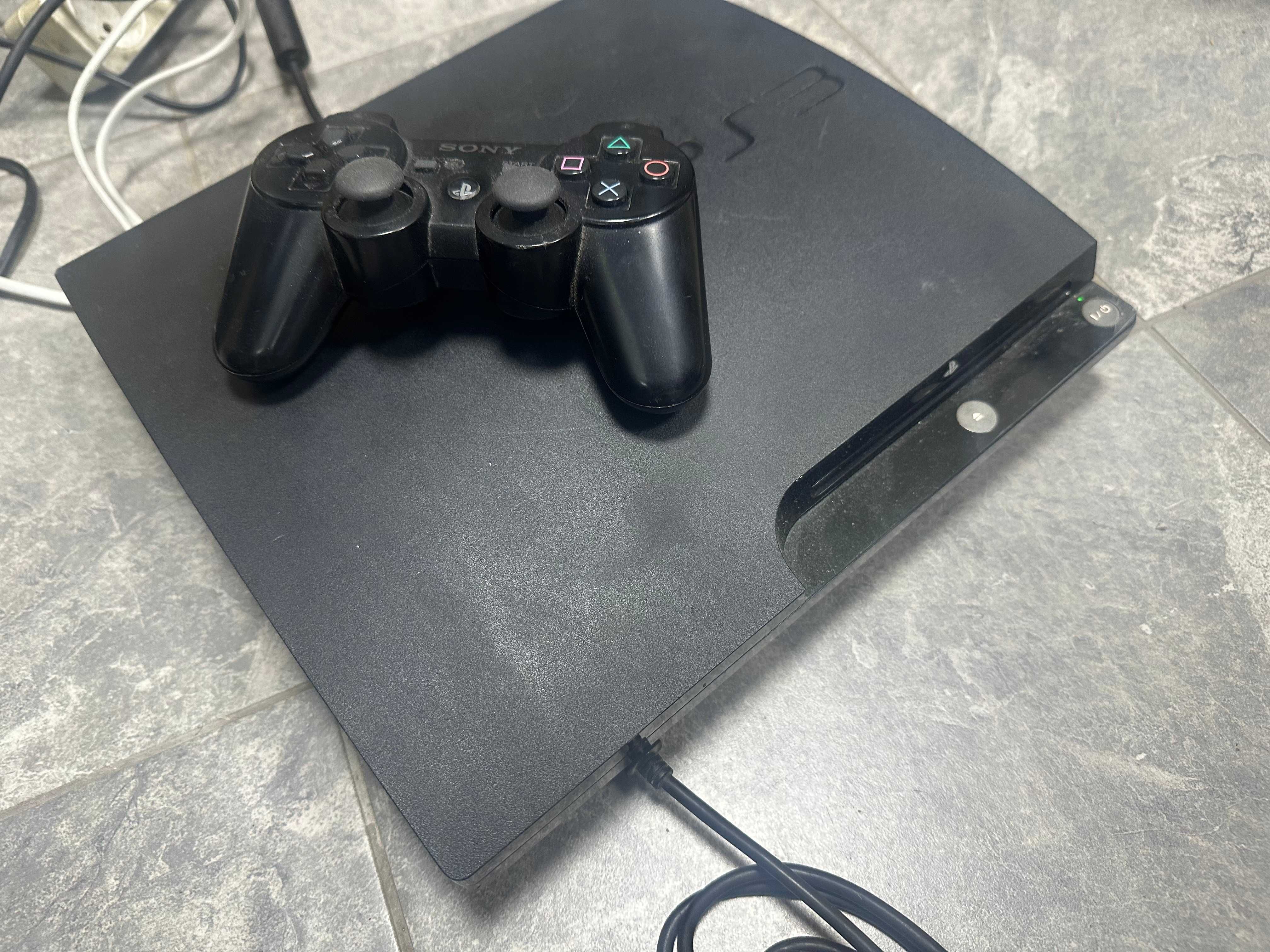 SONY  PS3 PlayStation 3 Slim с джойстик и качени игри 160G хард