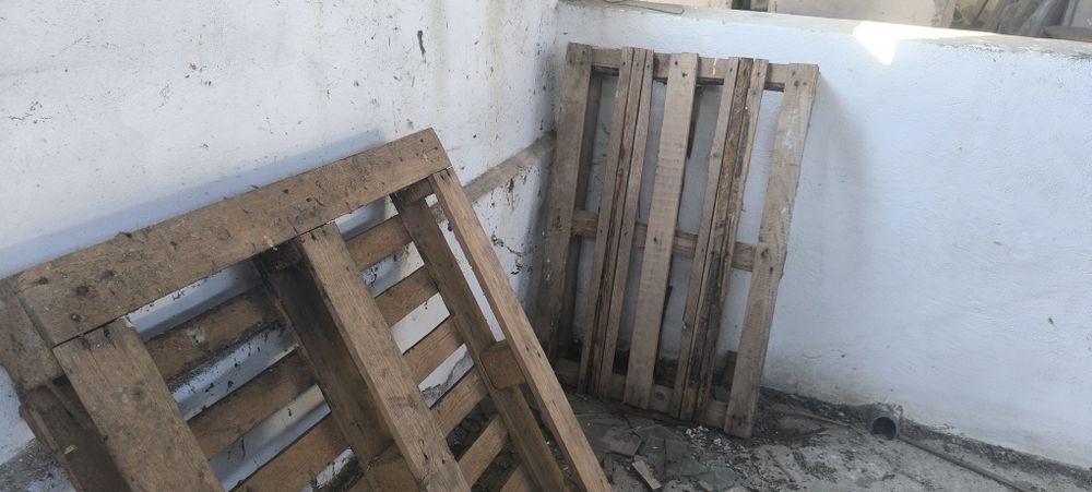 Vand paleti de lemn diferite dimensiuni