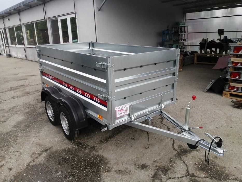 Remorca 2 axe,750 kg,se conduce cu categoria B