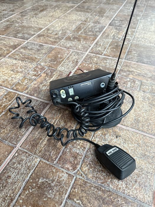Statie motorola CM140
