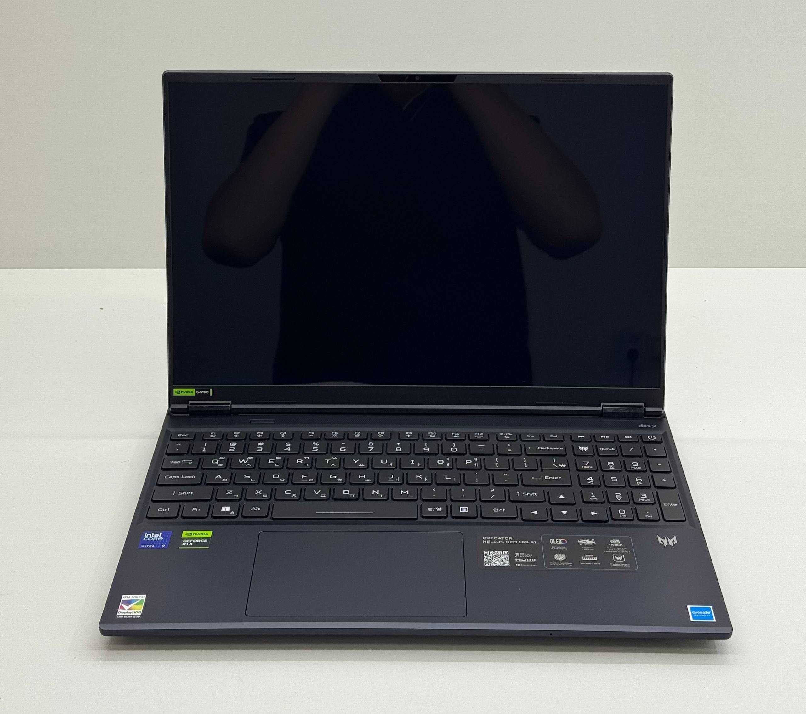 ACER PREDATOR 16S Ultra 9-275HX/32GB DDR5/1TB SSD/16 wqxga OLED 240hz