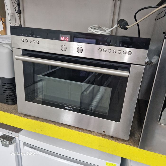 Компактна фурна с вградена микровълнова фурна SIEMENS HB86P570B