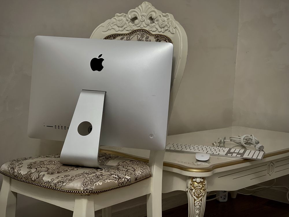 Aplle iMac / В Шикарном Состояний/ Core i5