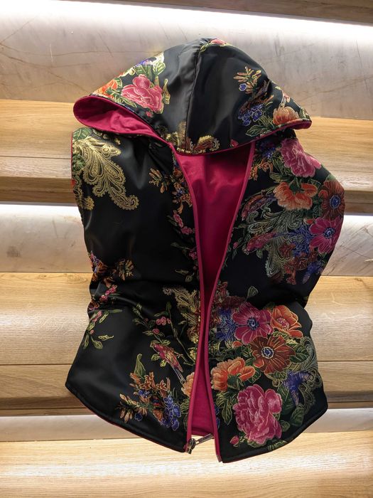 Красив двулицев дамски елек