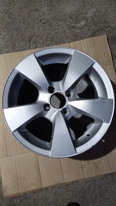 Титанки Р15 в идеальном состоянии 4 комплекта