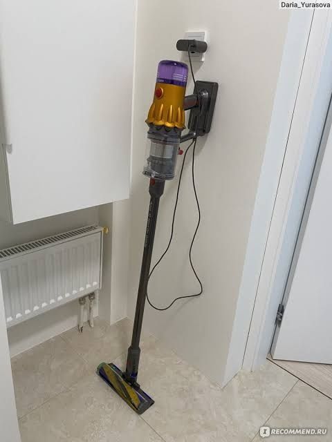 Пылесосы Dyson V12 Detect Slim Absolute