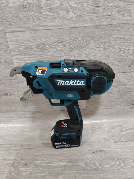 Makita DTR181 mașina de legat sarma