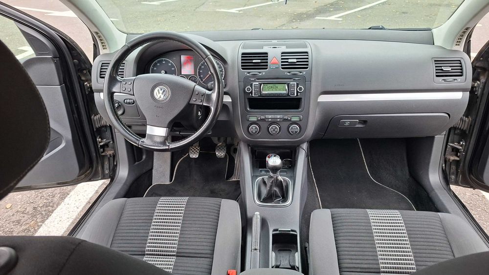 Volkswagen Golf 5, UNITED- an 2008, Benzina 1.4
