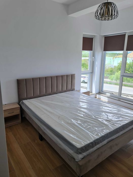 Pat matrimonial si saltea