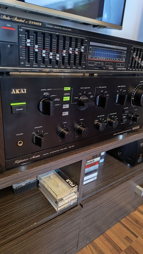 Amplificator Akai AM-93