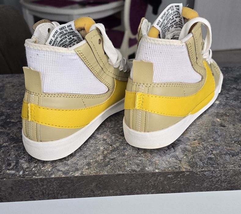 NIKE Blazer MID 77 Jumbo