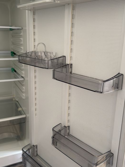 3oygina ishlatilgan Atlant xolodilnik sotiladi yangidek turibdi